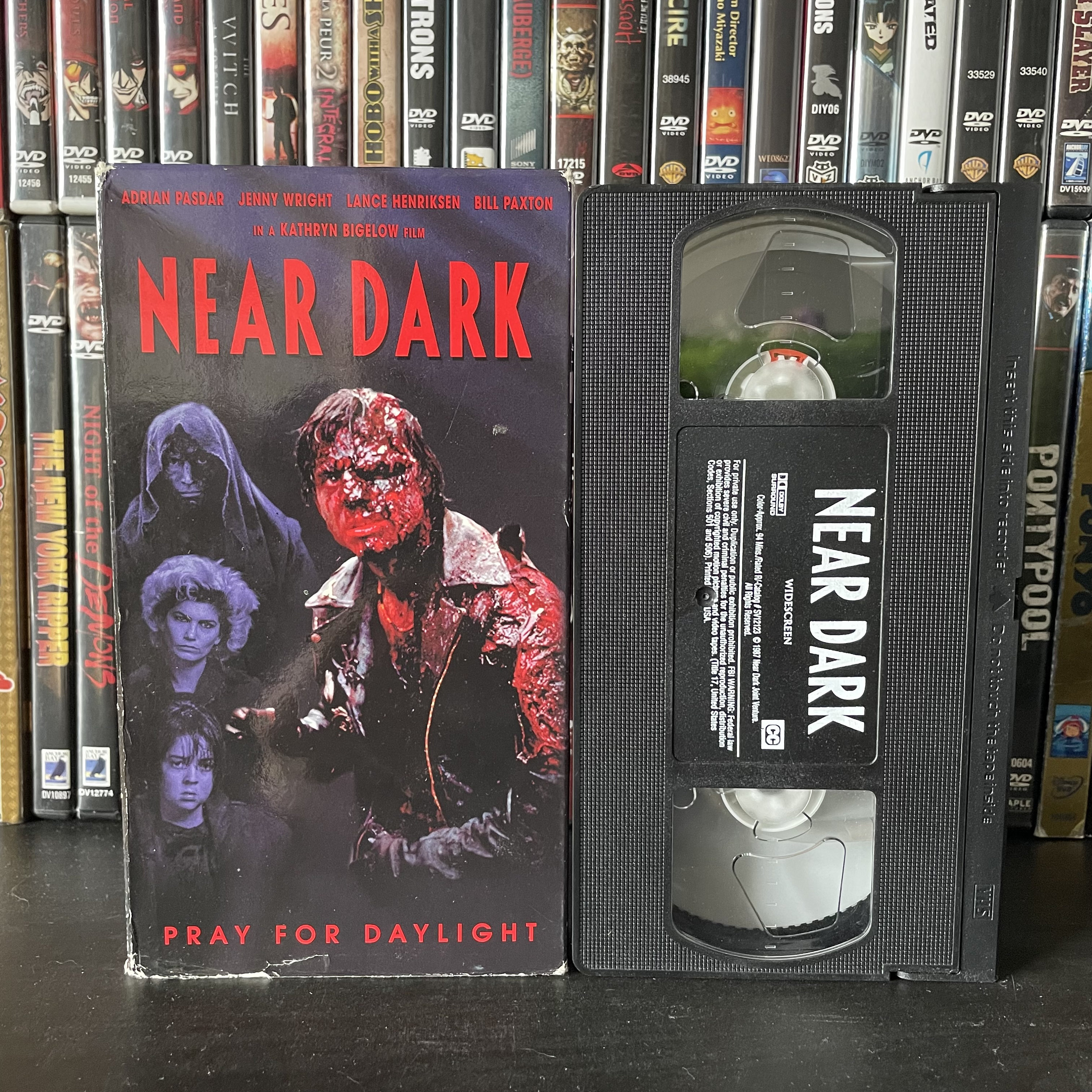 Near Dark Horror VHS 1987 2002 Bill Paxton Adrian Pasdar Jenny