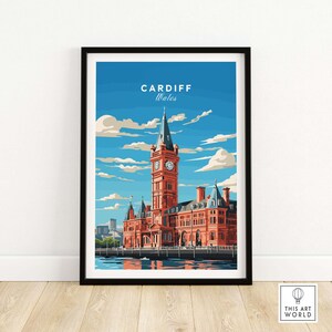 Puede incluir: Una ilustración colorida del Ayuntamiento de Cardiff en Gales. El edificio es rojo con detalles blancos y una alta torre del reloj. El cielo es azul con nubes blancas.