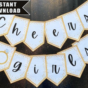 DIY バーカート用の「Cheers, girls」バナー。対面式およびオンライン パーティーに最適なデコレーション! // すぐにダウンロード、印刷可能
