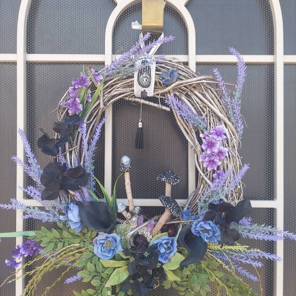 Lg Magical Mushroom wreath/ witchy vibes/ Crystal healing/ Lavender