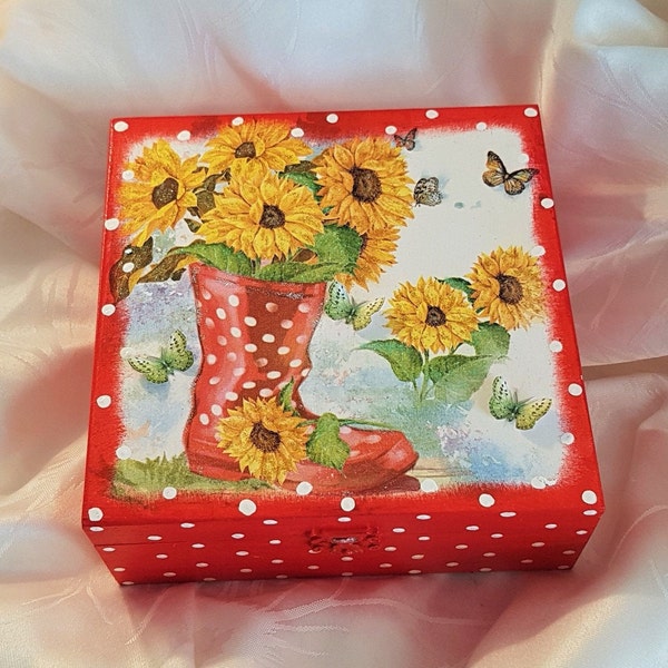 Holzbox mit Sonnenblumenmotiv, Serviettentechnik, Geschenkbox, Aufbewahrungsbox