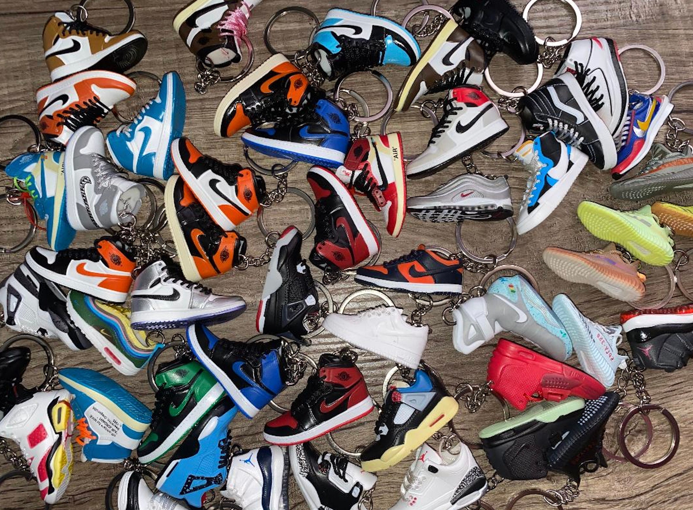 Yeezy/Nike 3D mini shoe keychain