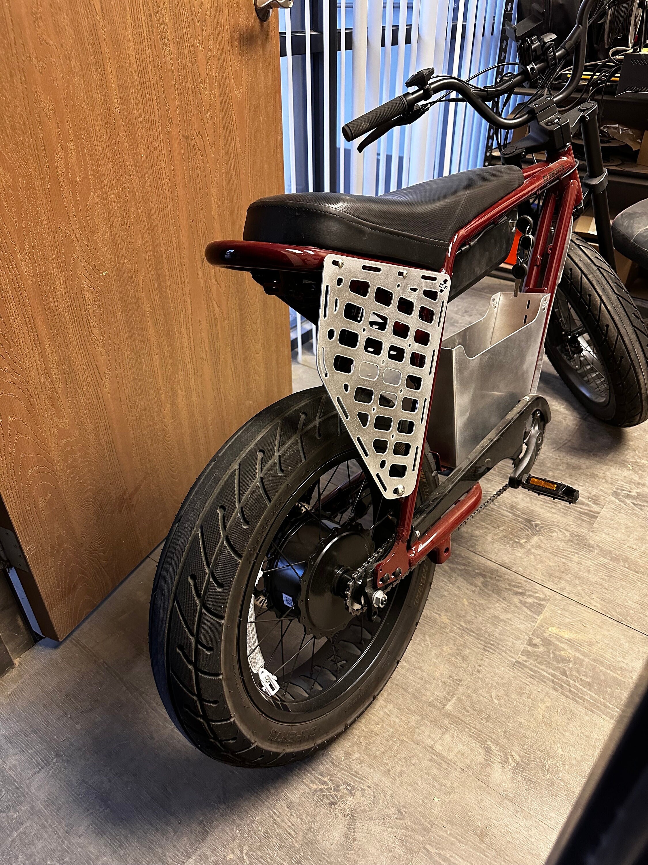 Super 73 電動自転車 Z ZX リアサイドモールパネル、アルミサイド