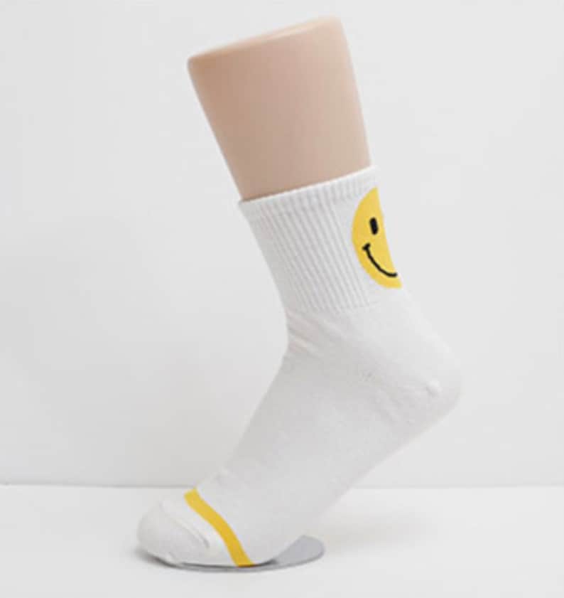 Wholesale Smiley Face Socks For Your Store