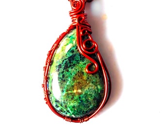Colgante de crisocola natural, colgante hecho a mano, colgante envuelto en alambre, colgante de cobre, colgante de piedras preciosas, colgante para mujer, regalos de cumpleaños