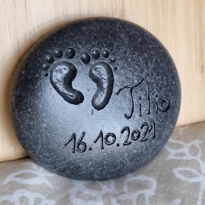Baby feet keepsake, Engraved Baby Feet Pebble Art, Newborn Pebble Art, Custom made Pebble,Babies feet gift,Baby shower present