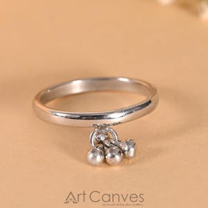 Anillo de plata de ley con cascabeles colgantes, joyería hecha a mano