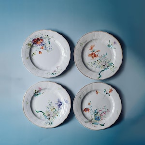 4 Antique Villeroy & Boch Mettlach Dessert Plates – Hand Painted Art Nouveau | Gilded Faience | Late 19th–Early 20th Century Collecti