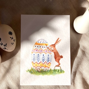Osterkarte, Grußkarte, Osterei, Hase bemalt Osterei, Aquarell Osterhase, Osterhäschen, Tischdeko, Kinderzimmer, Kleines Osterhäschen