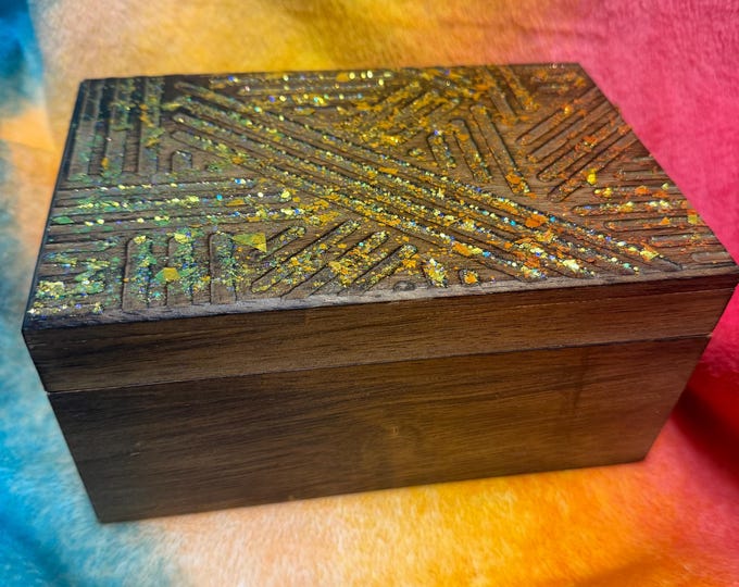 MEGA Charging box for Spirits, Portals & Spells, Fast Charging, Charge as many items as you can fit.