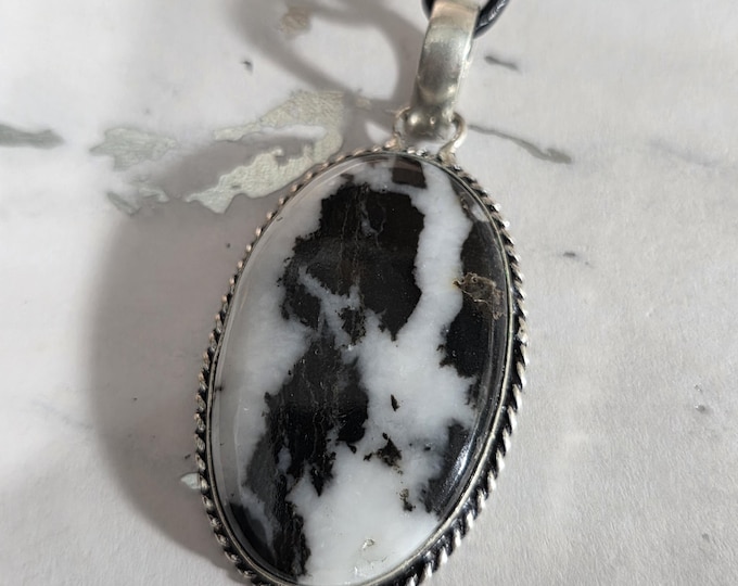 Lover's Snare, POWERFUL Love Spell to KEEP their attention, Enchanted Necklace, BESTSELLER 100+ sold!