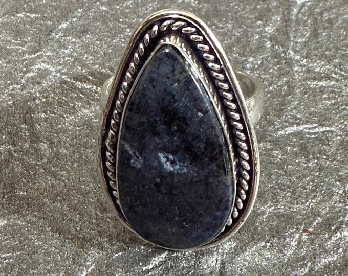 Pishtaco Vampire "Veprak" Spirit Companion, Spirit Vessel Ring, Tier 3