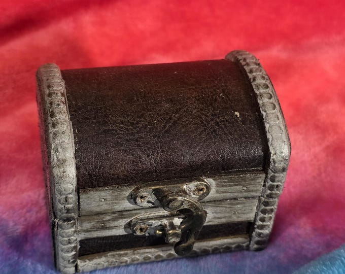 Charging box for Spirits, Portals & Spells, Fast Charging BESTSELLER 275+ sold!