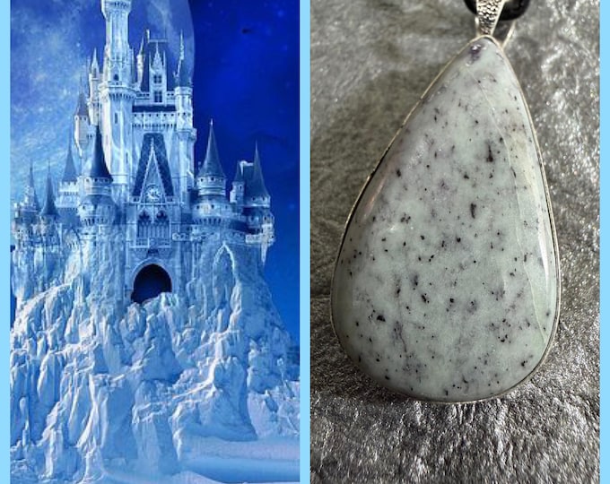 Ice Castle Astral Realm Portal, PERSONAL realm for you and your companions, Astral Real Estate, Enchanted Necklace