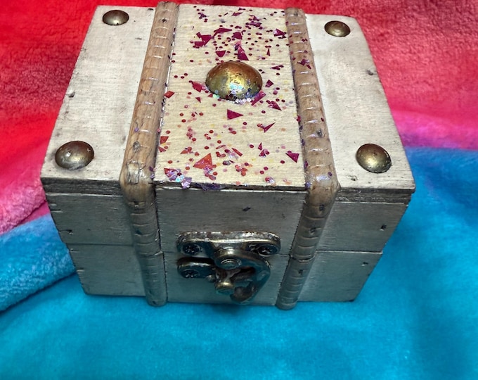 BIGGER Charging box for Spirits, Portals & Spells, Fast Charging BESTSELLER 350+ sold!