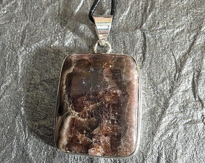 Legion of Gremory Demon Commander "Calrezor" Living Entity Companion, Spirit Vessel Necklace, Tier 3