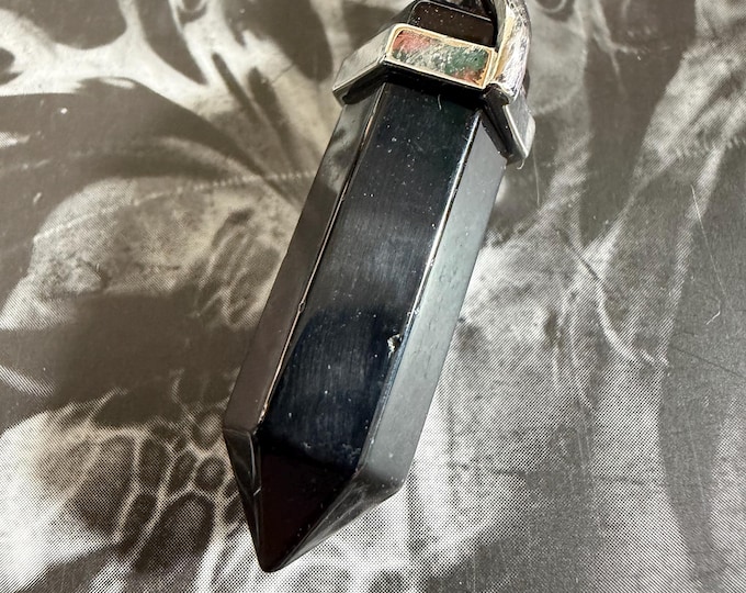 Valor & Respect Spell POWERFUL bravery, confidence, emotional/physical endurance booster- forces others to respect you! Enchanted Necklace