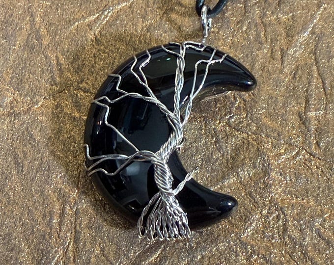 Clauneck Money Spell Talisman, Enchanted Necklace