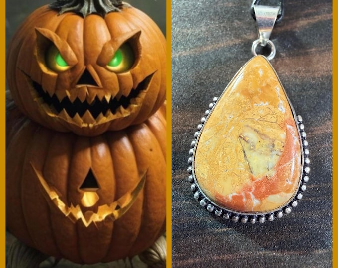 DCC Exclusive Pumpkin Wraith "Gulgak" Spirit Companion, Spirit Vessel Necklace, Tier 2