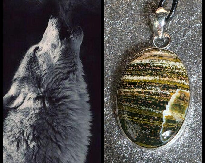 Gray Wolf "Tazrec" Spirit Companion, Spirit Vessel Necklace, Tier 1