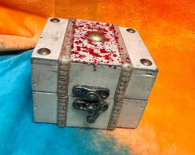 BIGGER Charging box for Spirits, Portals & Spells, Fast Charging BESTSELLER 350+ sold!