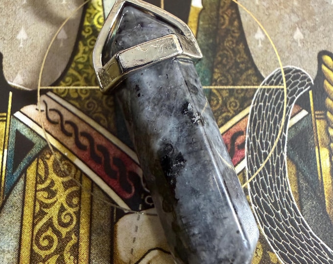 Mind Reader Spell, uncover their hidden thoughts, Black Alchemy, Enchanted Necklace BESTSELLER! 30+ sold!