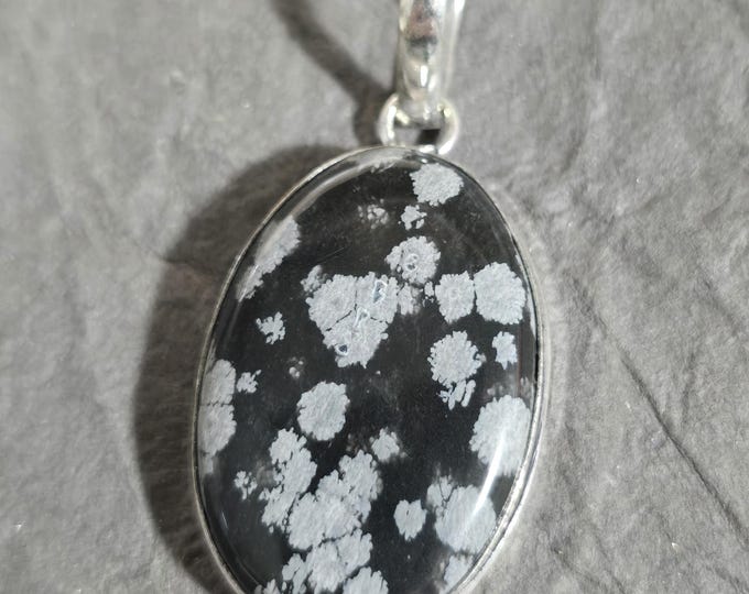 Silver-Plated pendant, empty vessel