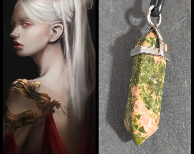 Female Nordic Draugr Vampire "Tacrua" (Tah-croo-ah)  Spirit Companion, Spirit Vessel Necklace, Tier 3