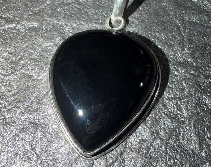 4/1 Casting Full Moon Manifestation Magnetism Spell, let the universe work for you, Enchanted Necklace BESTSELLER! 40+ sold!