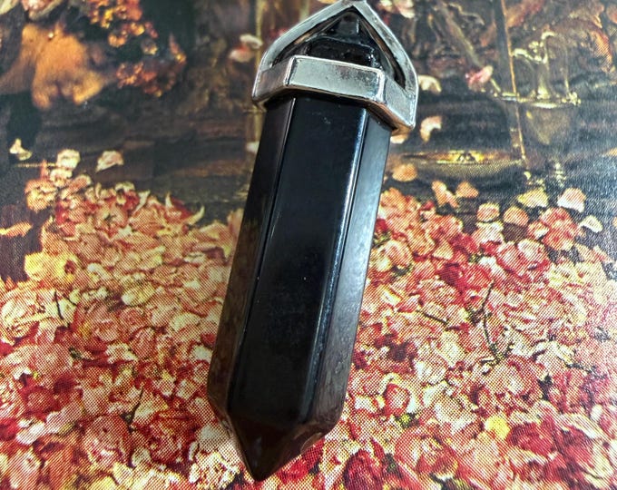 True Love’s Kiss, Attract your soul mate, Enchanted Necklace, BESTSELLER! 150+ sold!