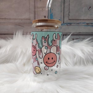 Gooey Happy Face Print Glass Can | 16oz Glass Can with Lid and Glass Straw | Trendy Glass Cup | Mason Jar Cup with Bamboo Lid