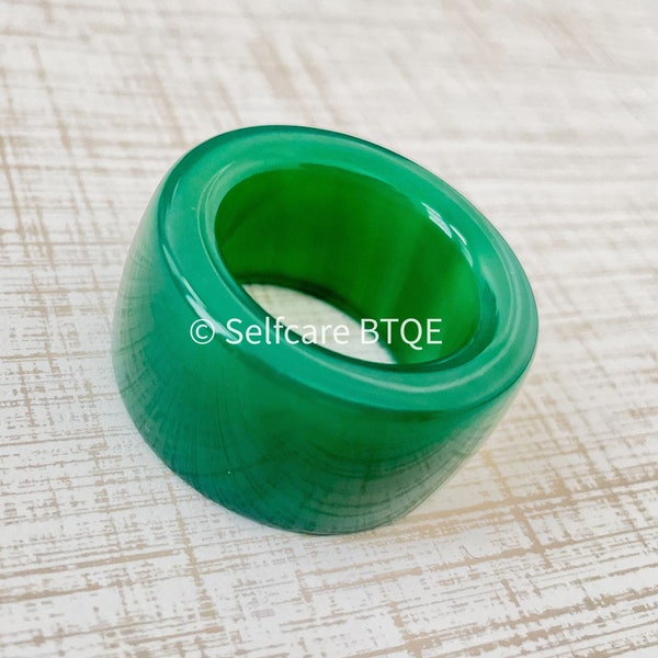 Emerald Jade Thumb Finger Ring | Mens