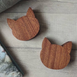 Pair of Wooden Cats – Mahogany Maple Oak – Handmade Cat Figurines – Cat Lover Gift – Rustic Home Decor – UK Crafted