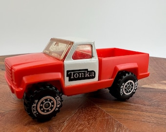 Tonka. Pickup truck. Step-side. Red with white roof. Rare. Ford. Minnessota 1963