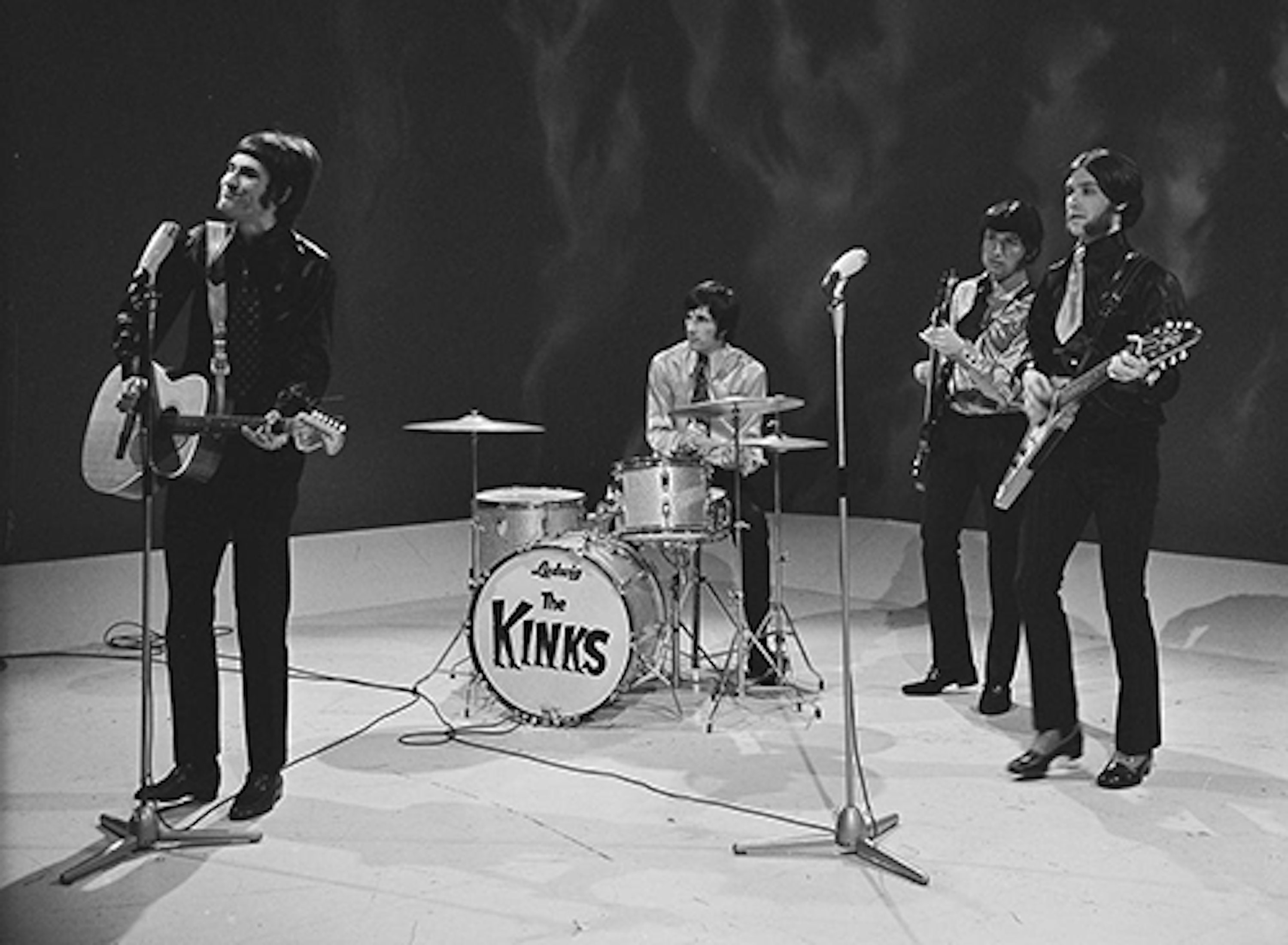 The Kinks Photograph 11 X 15 Killer 1967 Live Portrait of Etsy