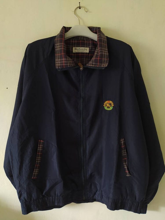 Vintage burberry jacket embroidery logo