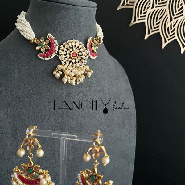 PANOPLY  reversible 2 in 1 choker set | Polki Kundan Choker, Bollywood jewellery, Indian Pakistani choker set