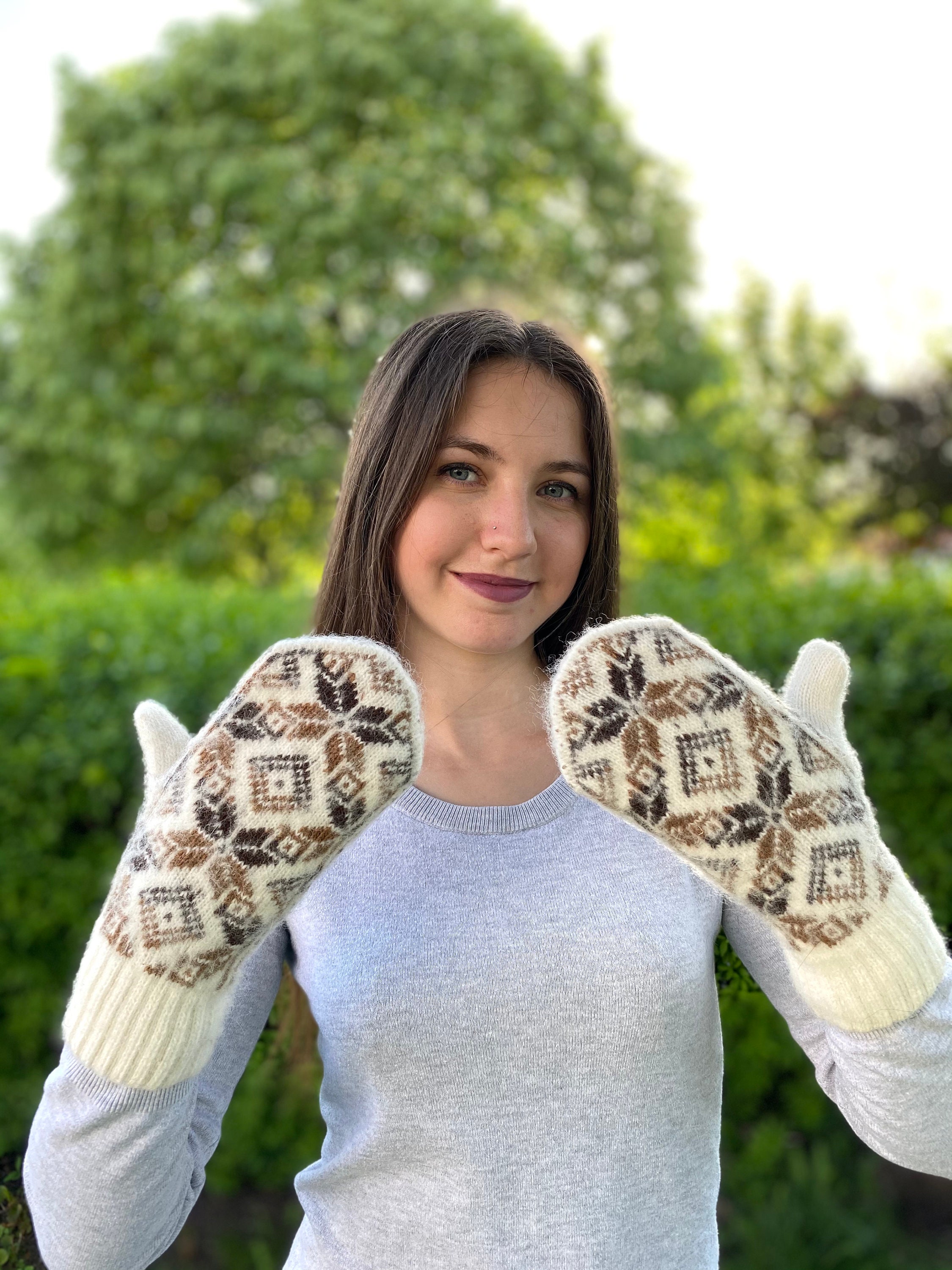 Thick knitted mittens womens Winter mitts Scandinavian Etsy