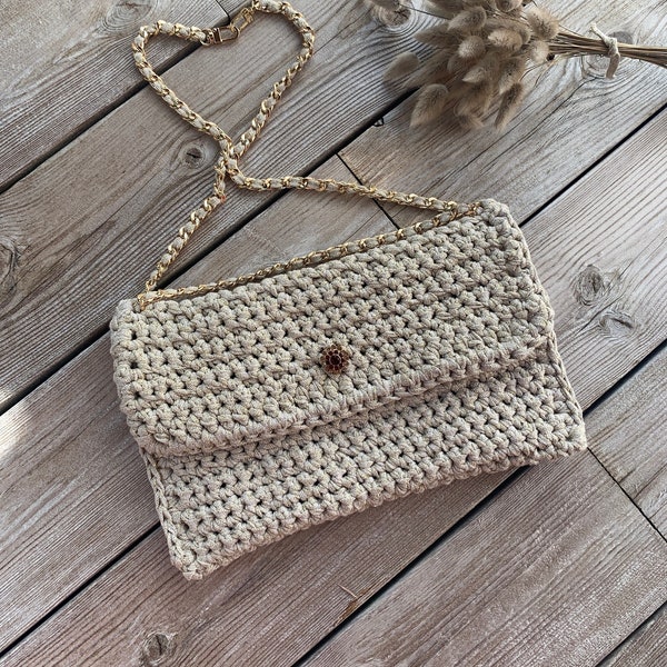 SAC POCHETTE crochet doré