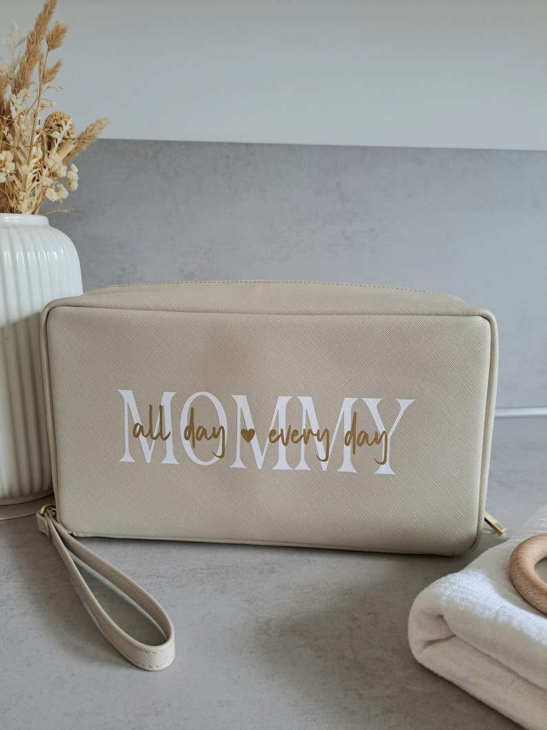 Wickelclutch, Windeltasche, personalisierte Windeltasche, Geburtsgeschenk, Mombag, Mom, Wickeltaschen, Wechselkleidung, Geschenk Geburt Beige