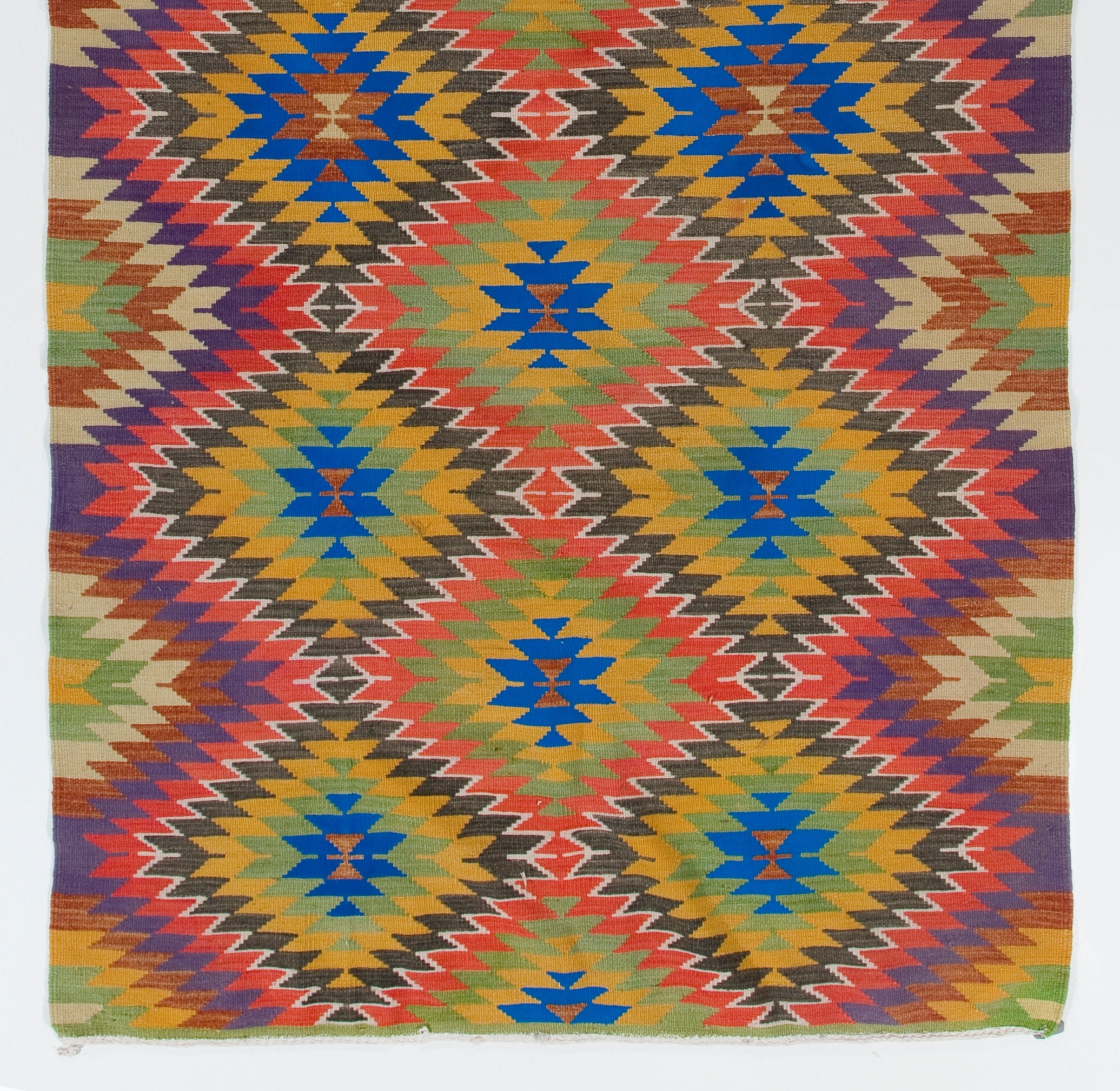 140.5×225\"Sugar plum”ViNTAGE TURKiSH RUG Mid 20th Century Modern Industrial Vintage Burgundy Turkish