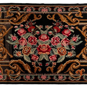 5.6x9.3 Ft One-of-a-Kind Vintage Floral Bessarabian Kilim Rug, Hand-Woven Wool Carpet from Moldova. NKK346
