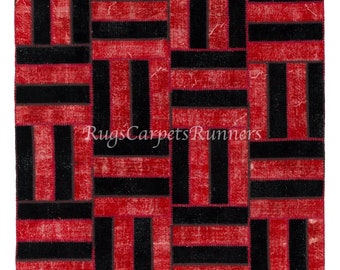 Moderner handgemachter Patchwork Teppich in Schwarz, Rot Farben, Wolle und Baumwolle Türkischer Teppich. Wunschfarben und Größen verfügbar. ND712