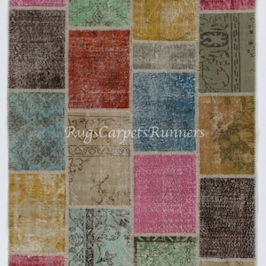 Moderner Handgefertigter Patchwork Teppich, Mehrfarbiger Türkischer Wollteppich. Benutzerdefinierte Farben und Größen erhältlich. ND418