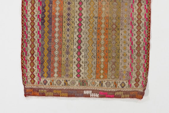 キリムラグ　ジジム 2.7 x 4フィートのヴィンテージアナトリアジジムキリムラグ。一点