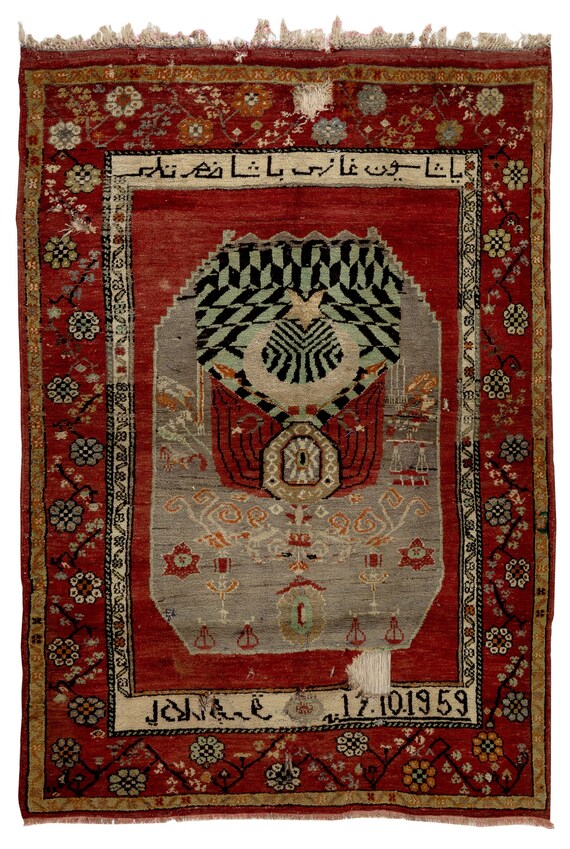 セミアンティークトルコ絨毯