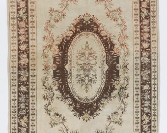 6.7x9.3 Ft Hand-Knotted Vintage Oushak Area Rug. Medallion Design Wool Carpet. NY446