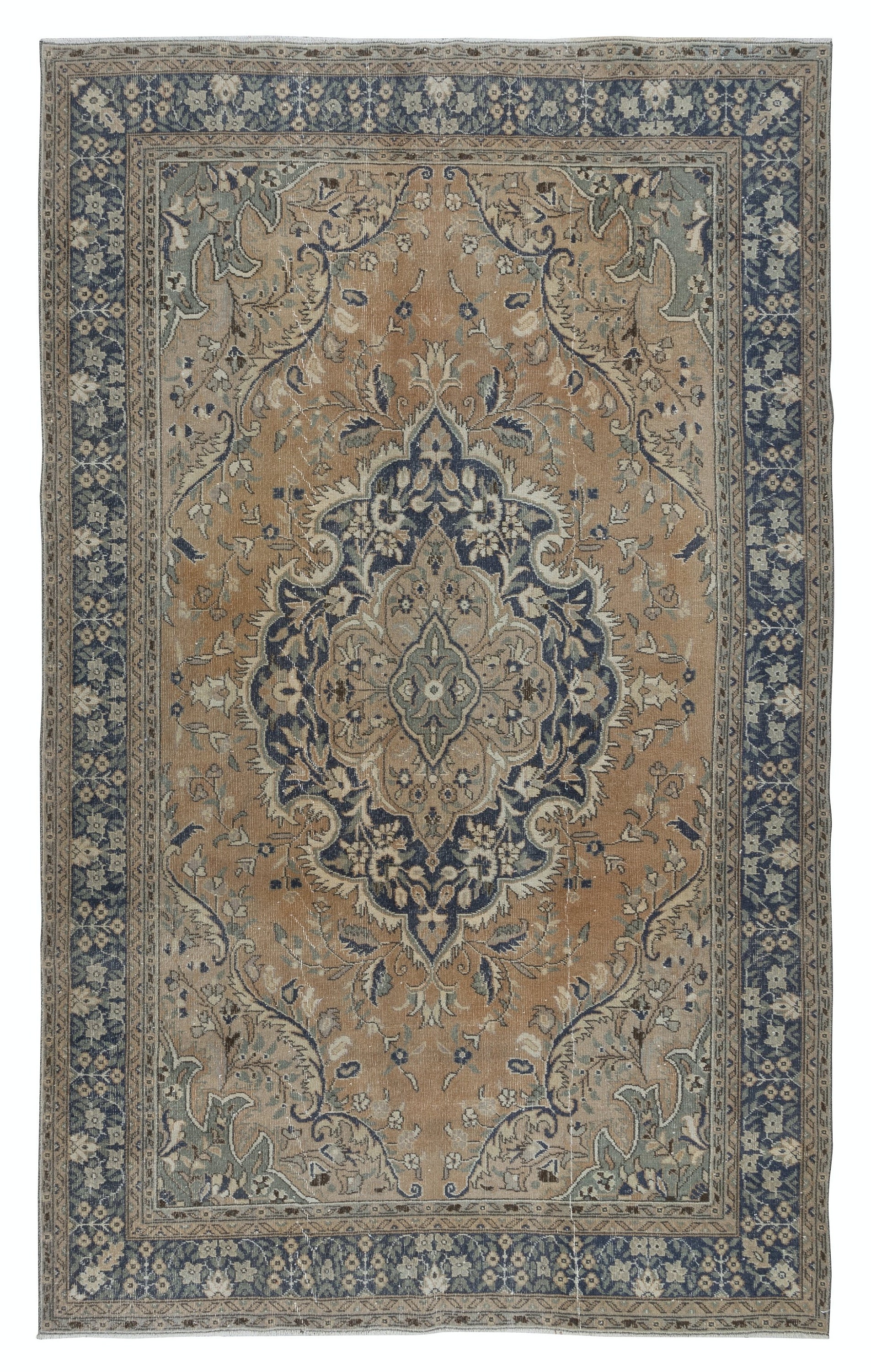 6.8 x 10.5フィート、一点もののヴィンテージ トライバルラグ