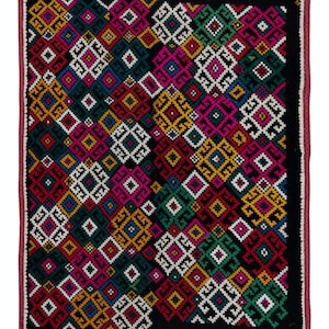 5x6.2 ft One-of-a-kind Silk Hand Embroidered Wall Hanging, Vintage Colorful Suzani Bed Cover. NRS195