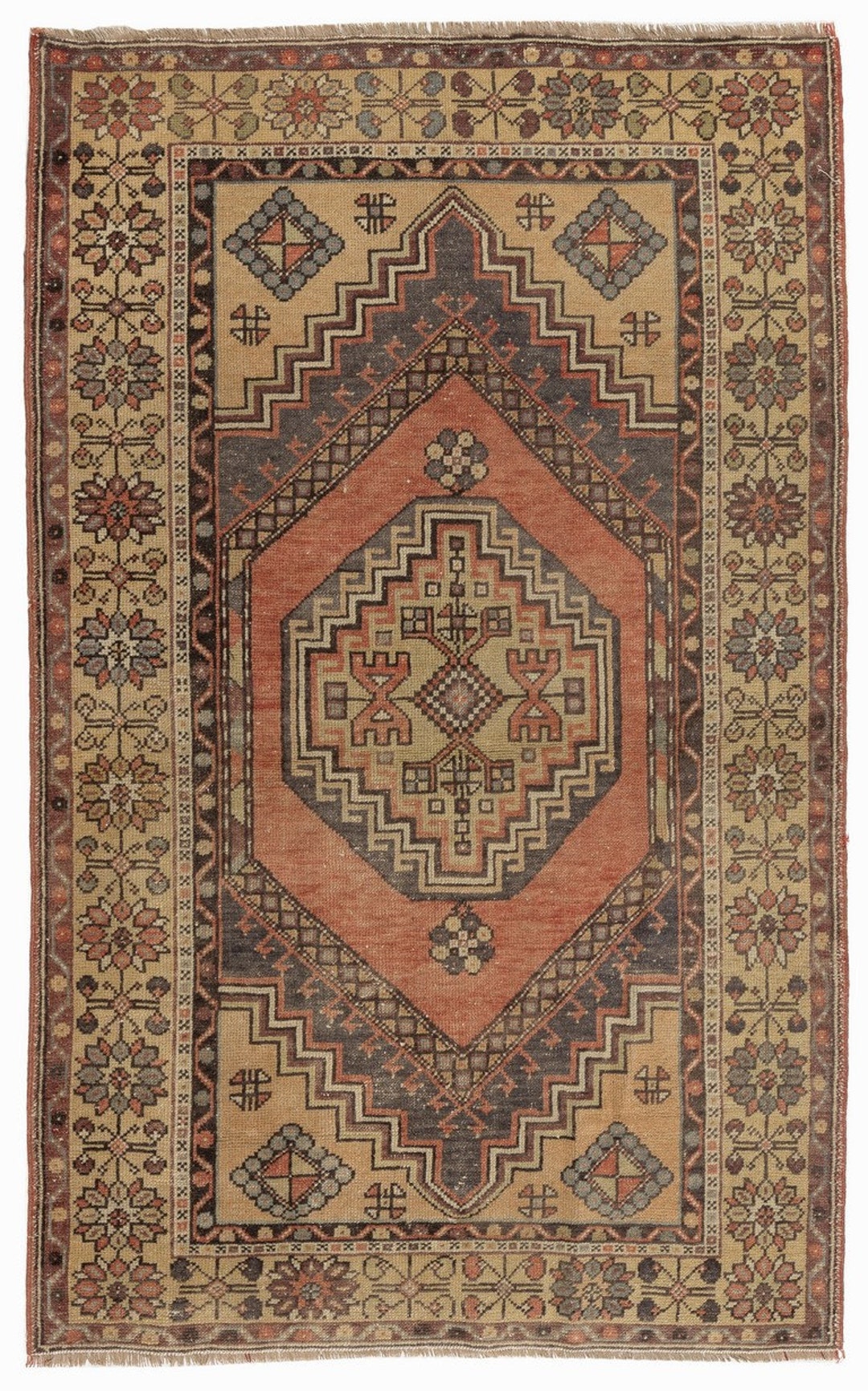 3.7 x 5.8フィート、メダリオンデザインのヴィンテージ手織りトルコ村